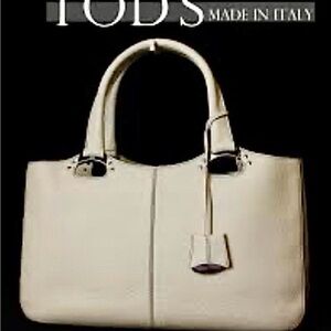 Tod’s D-Bag Tote/Shoulder Bag | Cream/Pebble Leather | EUC | Authentic Designer